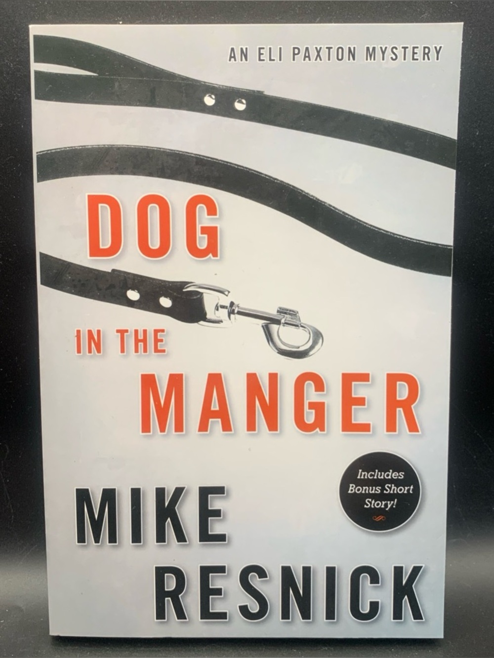 Book Dog In The Manger An Eli Paxton Mystery Mike Resnick Includes Bonus Story